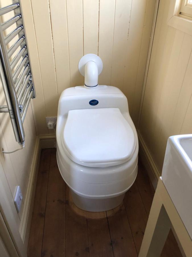 The Hawthorn Shepherds Hut Eyemouth Eksteriør bilde