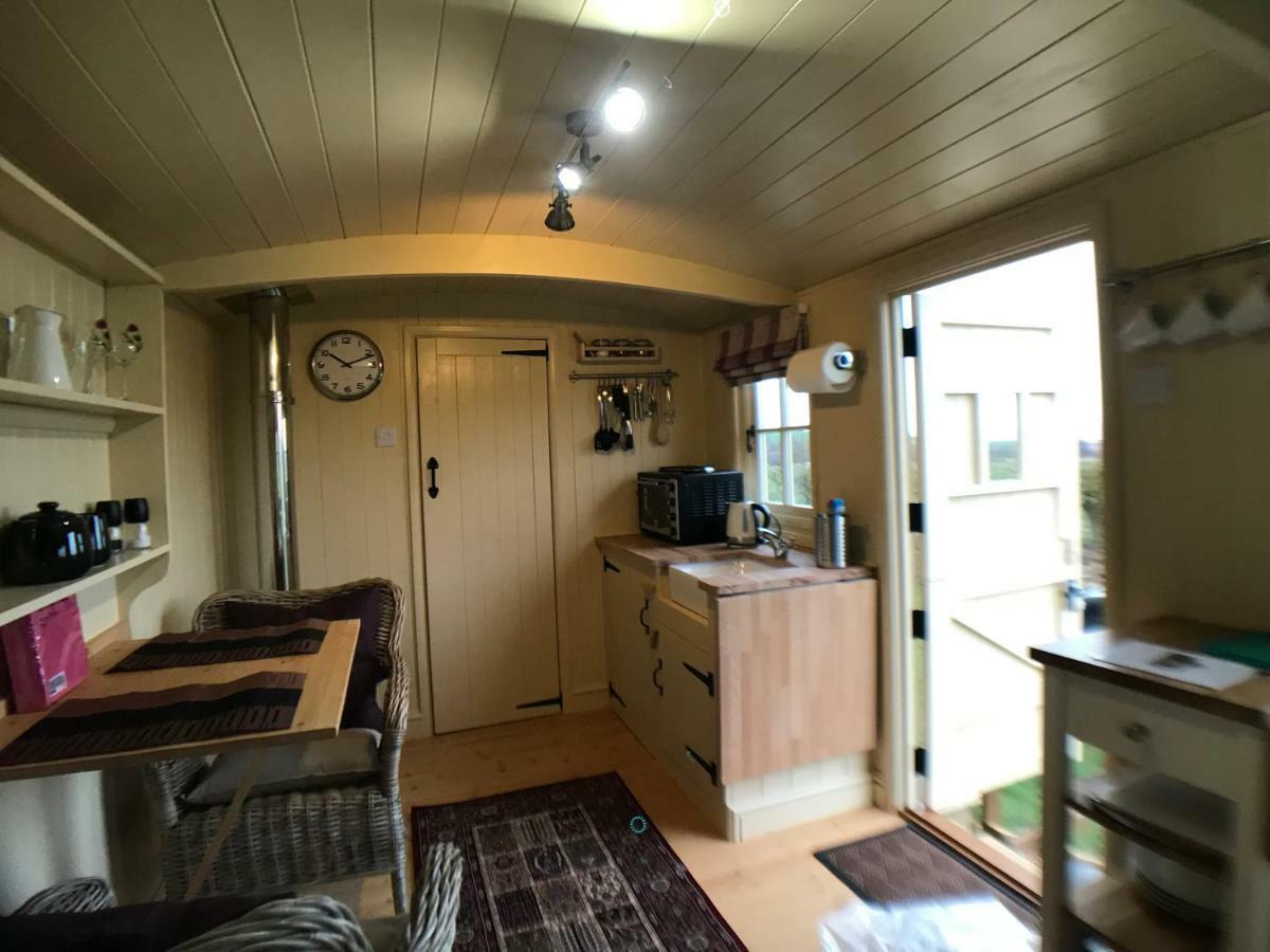 The Hawthorn Shepherds Hut Eyemouth Eksteriør bilde