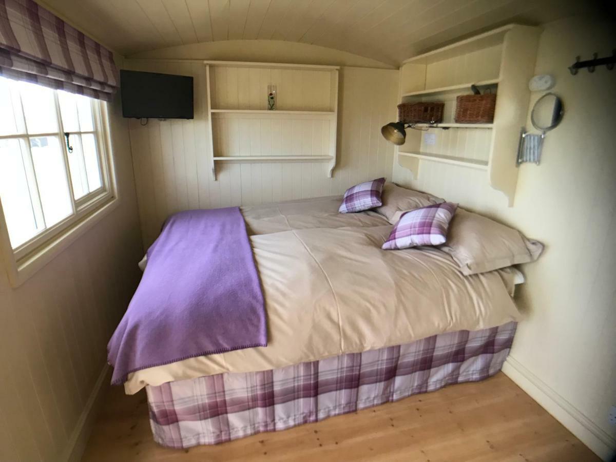 The Hawthorn Shepherds Hut Eyemouth Eksteriør bilde