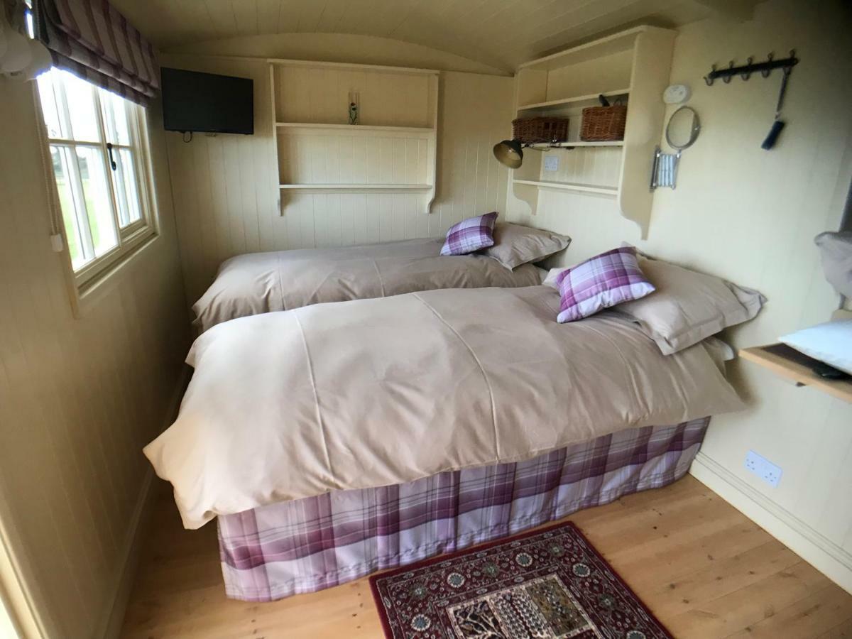 The Hawthorn Shepherds Hut Eyemouth Eksteriør bilde